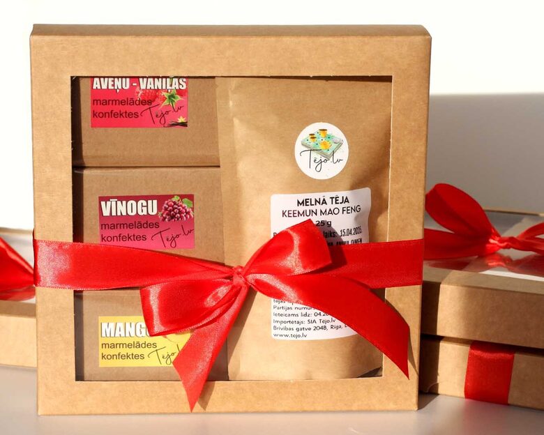 Christmas candy – natural hand made candies in nice Christmas theme shapes.